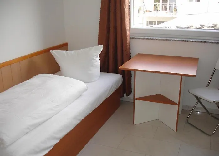 Guest house Alex 2*